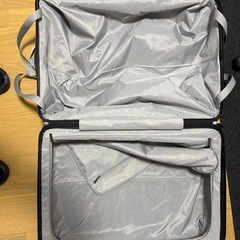 スーツケースの画像