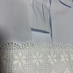 フリル割烹着の画像