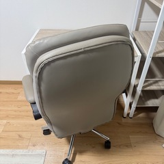 【快適デスクチェア】ニトリ／リクライニング・高さ調整可／座り心地抜群の画像