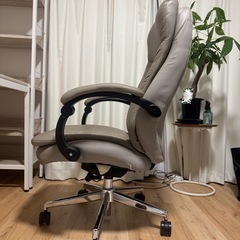 【快適デスクチェア】ニトリ／リクライニング・高さ調整可／座り心地抜群の画像