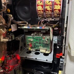 ルパンスロット5号機
の画像