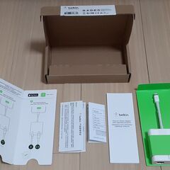 Belkin ライトニング to RJ45 有線 LANポート + ライトニング変換アダプタ iPhone 14 / 13 / 12 / SE / 11 / XR 対応 イーサネット・急速充電同時 B2B165btの画像