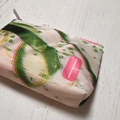 【未使用】CLINIQUE ポーチの画像