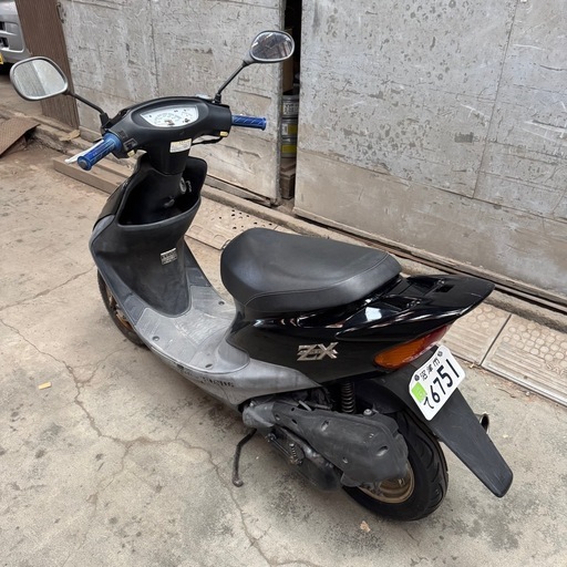 ショップ 自賠責→令和10年6月まで！ZX ライブディオ ノーマルベース