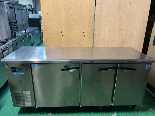 2013年 DAIWA テーブル形冷凍冷蔵庫 1800x600x800