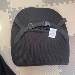 オフィスクッション　ニトリ　背もたれ　低反発の画像