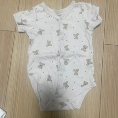 GAP ロンパース　新生児　肌着の画像