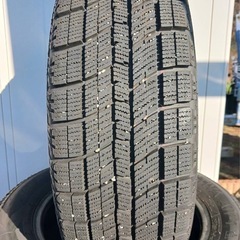 185/65R15タイヤの画像
