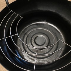 鉄製揚げ物鍋　天ぷら鍋　網付きの画像