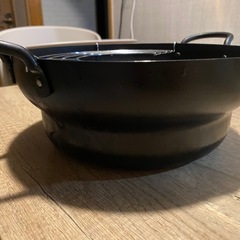 鉄製揚げ物鍋　天ぷら鍋　網付きの画像