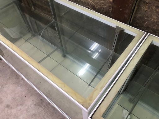 店舗用 ガラスショーケース 各種 2台あります 宝石やアクセサリー展示に 120cm幅&90cm幅 奥行45cm高さ91cm