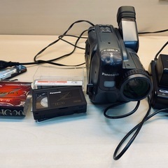 Panasonic ビデオカメラ パナソニック　Ｓ－ＶＨＳＣ　　ビデオカメラ NV-S100 DC6V/4.8V 8.3WアダプターＶＷ－ＡＳ５　動作確認済みの画像