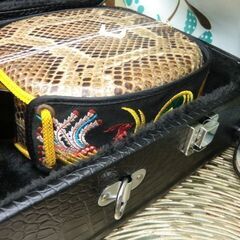 限定7.500円　新品未使用　沖縄三線専用　肩紐付き一丁ふかふかハードケース　移動に楽ちんの画像