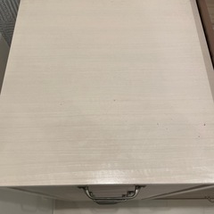 【28日まで】 B-COMPANY ホワイト収納タンスの画像