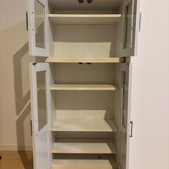 【引取限定】食器棚の画像
