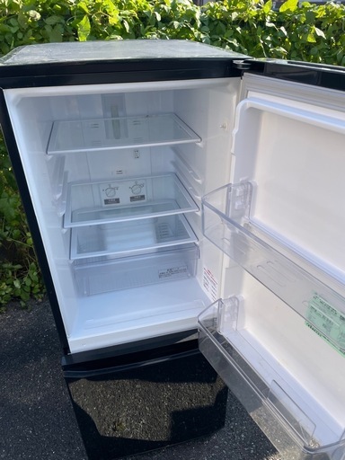 北九州市内配送無料　保証付き 三菱MR-P15E-B1 冷蔵庫 Pシリーズ サファイアブラック [146L /2ドア /右開きタイプ]