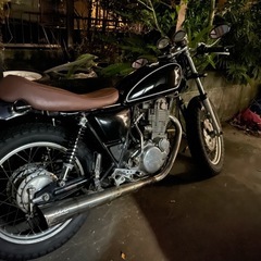 sr400 カフェレーサーの画像
