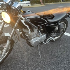 sr400 カフェレーサーの画像