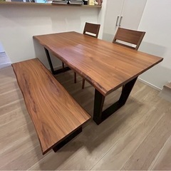 ダイニングテーブルセットの画像