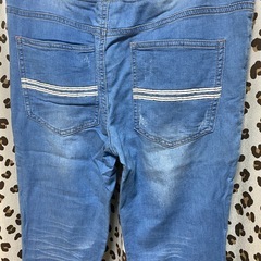 Grf, ジョガーパンツ　ブリーチ　デニム　ダメージ風の画像