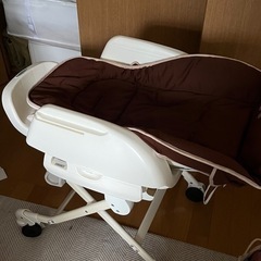 コンビ　ハイローチェア【電動✖︎】の画像