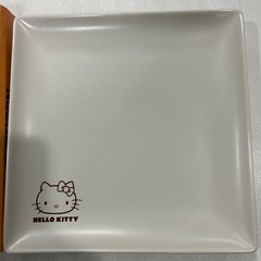 （12月14日迄）キティ四角いお皿の画像