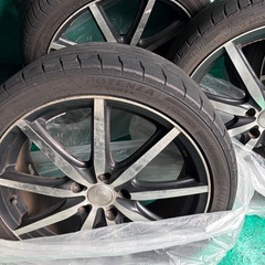 お得‼️タイヤホイール4本セットバリ溝
の画像