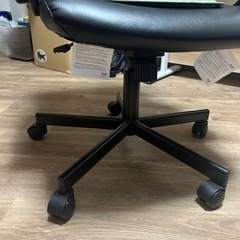 IKEAオフィス椅子の画像