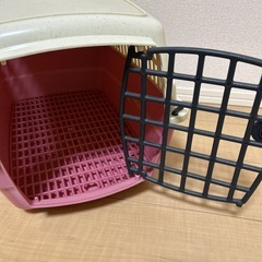 ワンちゃんキャリーケース♬
の画像