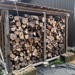 大きめの薪　薪ストーブ　薪　石川県白山市　乾燥済み　広葉樹の画像