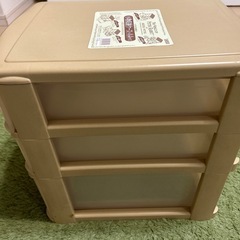 Peter rabbit3段ケースの画像