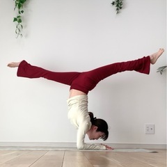 【オンライン☆プライベートヨガ30分/ 60分/ 90分】パーソナル・マンツーマン・家族や夫婦での参加もOK！個人レッスンで自分に合ったヨガ・トレーニング・ストレッチを提案！無理なく続けられる人気のヨガクラスの画像