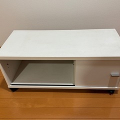 テレビボードの画像