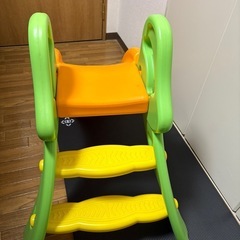 滑り台の画像