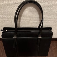 ビジネスバッグの画像