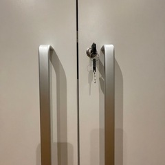 収納　
棚　鍵付き　ホワイトの画像