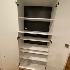 収納　
棚　鍵付き　ホワイトの画像