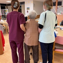 【未経験OK】地域密着型の小規模デイサービスです❣️の画像