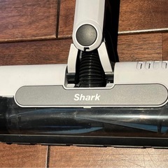 【受付終了】Shark シャーク  EVOPOWER SYSTEM STD+  コードレススティッククリーナー  CS150JAE ホワイト  の画像