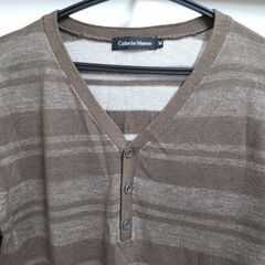 試着のみ メンズM 薄手セーターの画像