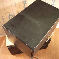 当方指定場所に取りに来る方　タンス４段.の画像