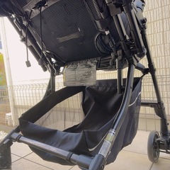 combi メチャカル ハンディ オート4キャス　A型　ベビーカーの画像