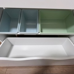 トイザらス　絵本おもちゃ収納ラックの画像