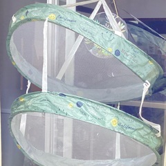 【同梱無料】2段　平干しネット　ぬいぐるみ・セーター干しネット　スマイル柄　型崩れ防止　折り畳み式の画像