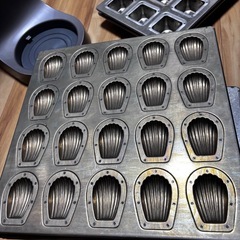 マドレーヌ型の画像