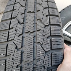 スタッドレスタイヤの画像
