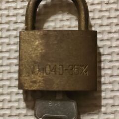 AGE 南京錠 鍵付きの画像