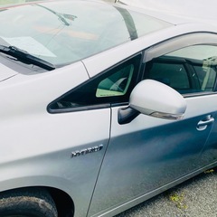 トヨタプリウスの画像