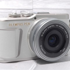 オリンパス　PEN E-PL9 14-42mm EZ パンケーキレンズ　ほぼ未使用　ミラーレス一眼の画像
