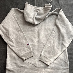 champion authentic athletic apparel パーカー の画像
